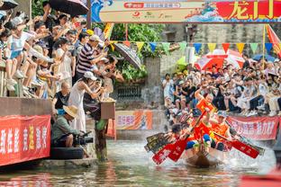 追梦：在生涯末期唯一能跟库里相提并论的就只有詹姆斯